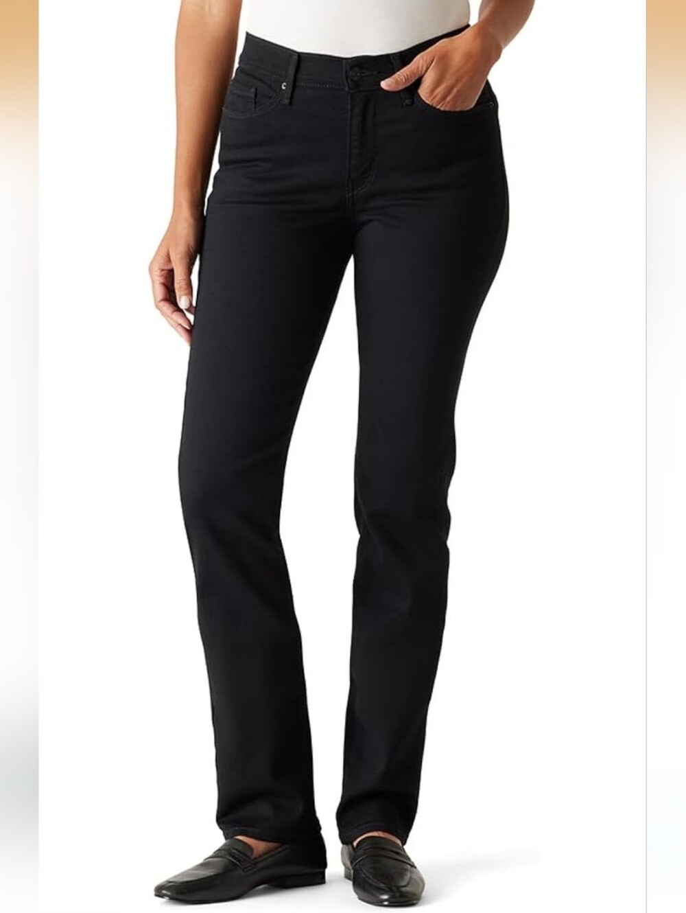 Women’s Straight Leg Jeans in Black
